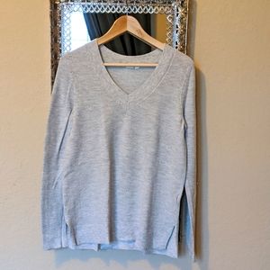 Gap V-Neck Sweater, M, Light Grey